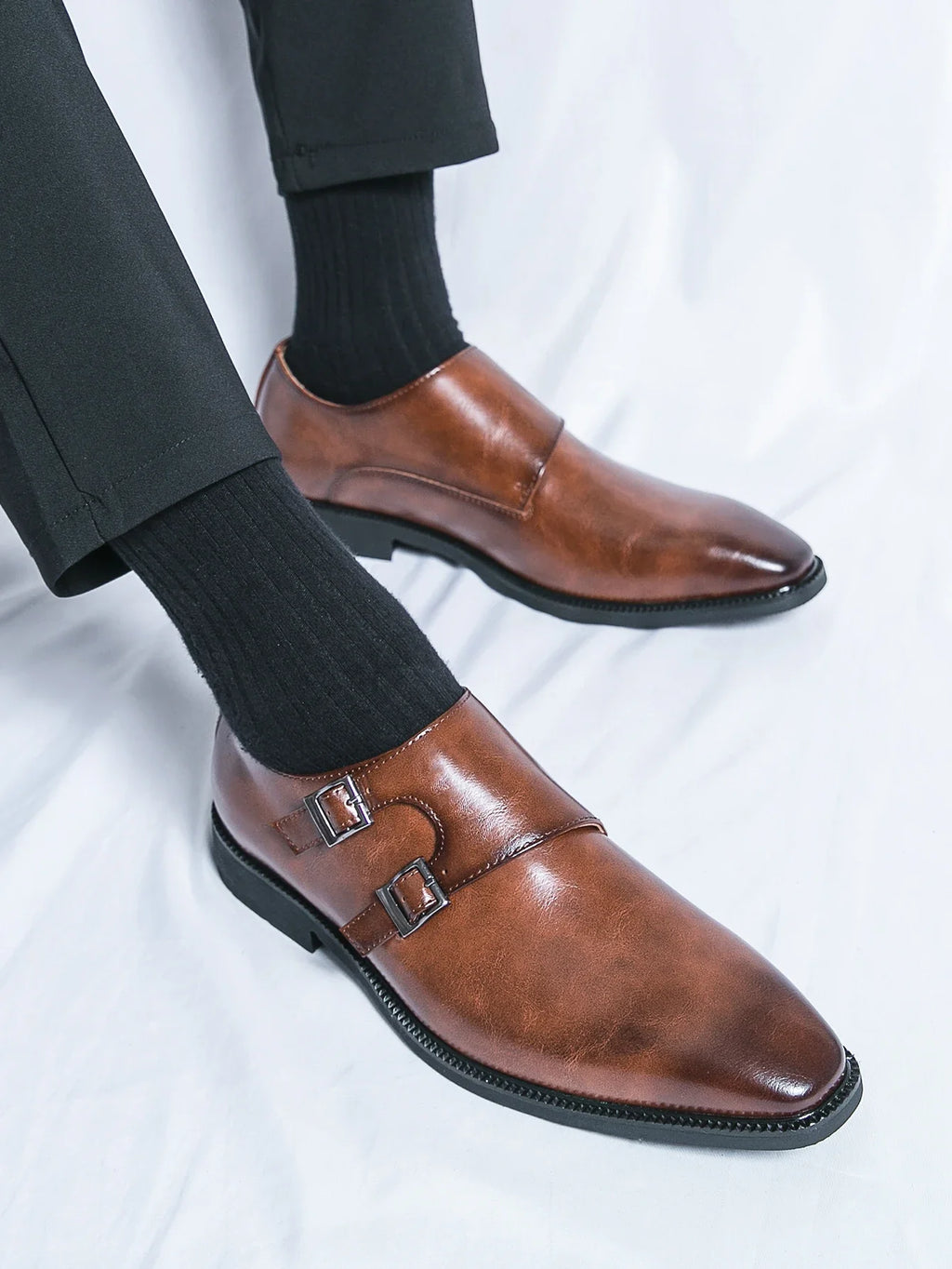 Men's Monk Leather Shoes Pointed Toe Buckle Dress Shoes Oxfords Classic Retro Business Office Wedding Comfortable
