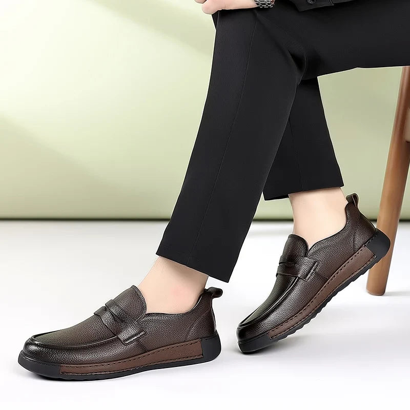 Men's Solid-Color Breathable Leather Casual Shoes  Fashionable And Lightweight Business Walking Shoes  Outdoor Anti-Slip Loafers