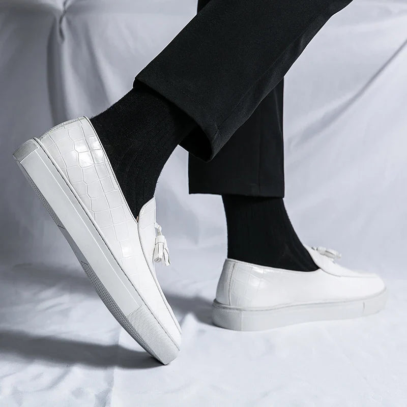 Zapatos De Hombre Loafers Men's Tassel Slip-On Comfortable Men Leather Shoes Casual Shoes Fashion Oxford Shoes Large Size 38-47