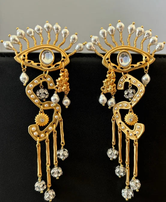 Baroque Pearl Eye Earrings