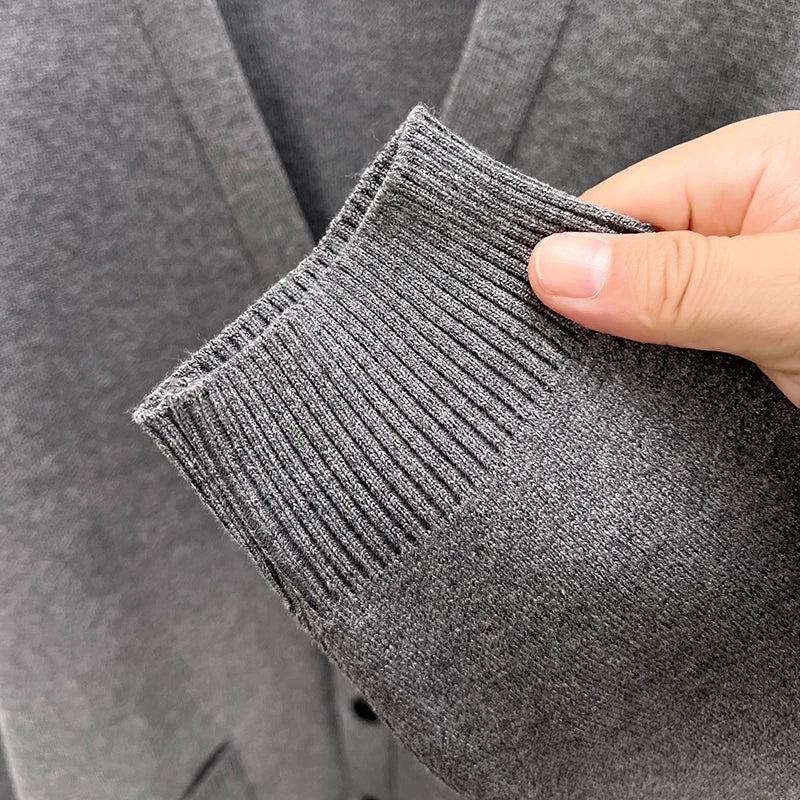 Designer Quality Men's V-Neck Knit Cardigan Autumn Winter New Solid Color Double Pocket Sweater Coat Casual Commute Menswear Top
