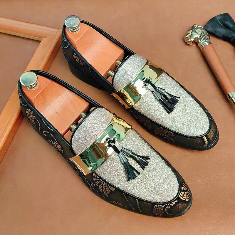 New Loafers for Men Flock Embroider Tassel Casual Shoes Slip-On Breathable Handmade Mens Dress Shoes Size 38-47