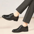 New Lace Designer Black Dress Shoes for Men Spring Autumn Fashion Business Casual Shoes Male Soft Sole Retro Leather Shoe Man