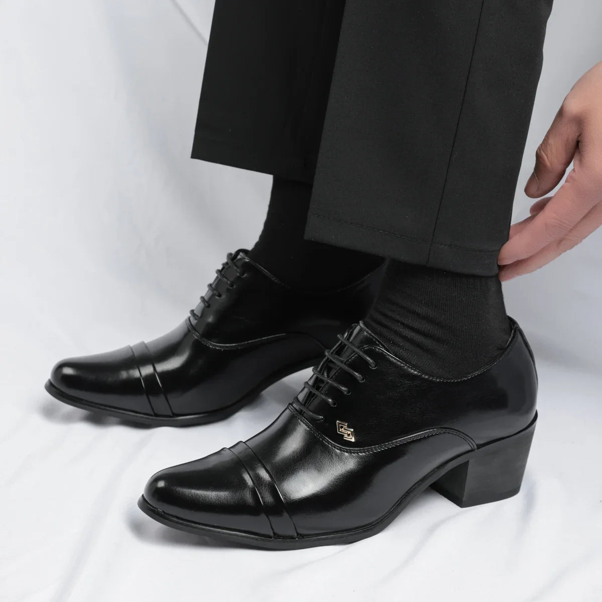 Trendy Men's Casual Black Brown Lace Up Oxford Cuban Shoes Gentleman Business Flats Dress Homecoming Footwear Zapatos Hombre