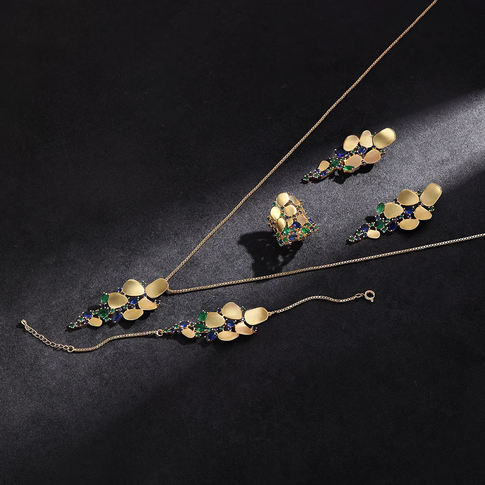 Dubai Saudi Arabia Trendy Gold Plated Pendant 4pcs Necklace Set Fashion Women Cubic Zirconia Jewelry Sets Bridal Accessories