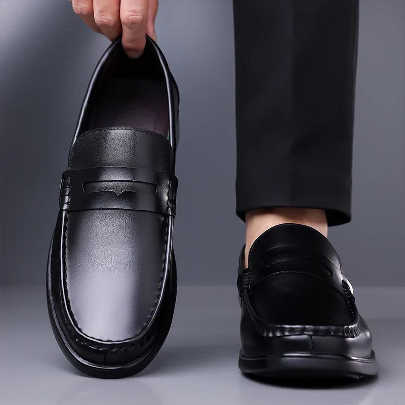2026 Summer Mens Leather Loafers Slip on Casual Shoes Breathable Moccasins Comfortable Walking Office Flats Male Walking Shoes