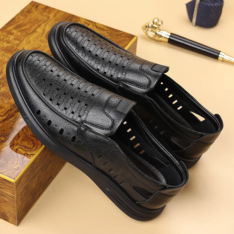 Spring Summer New Hallow Breathable Loafers for Men Fashion Casual Leather Shoes Male Solid Color Soft Sole Designer Shoes Man