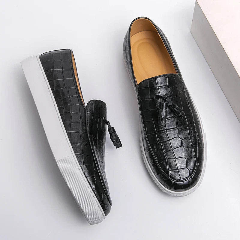 Zapatos De Hombre Loafers Men's Tassel Slip-On Comfortable Men Leather Shoes Casual Shoes Fashion Oxford Shoes Large Size 38-47