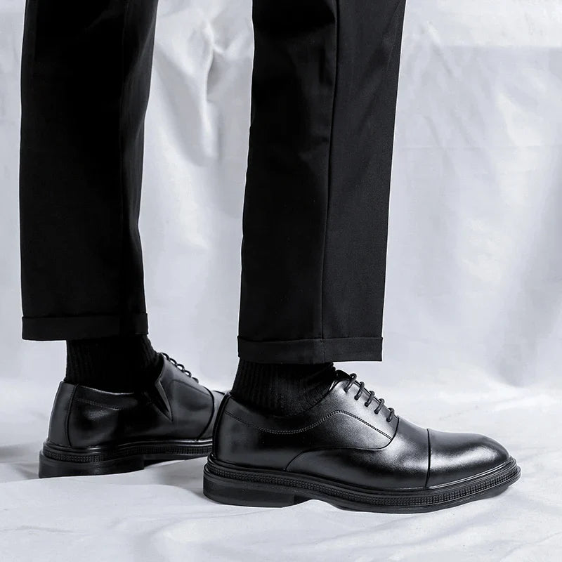 Brand Men Genuine Leather Shoes Black Wedding Bride For Formal Party Dress OEM Italian Men Shoes Casual Soft Casual Shoes