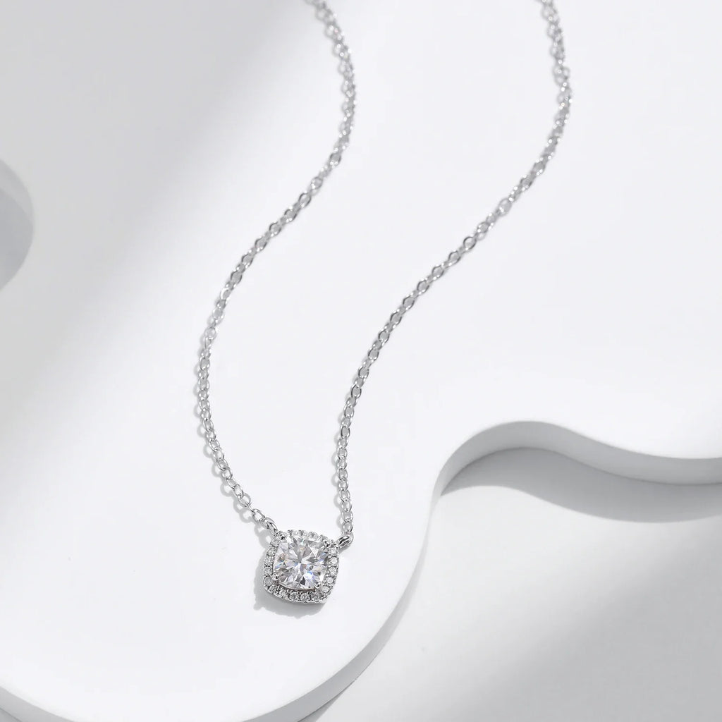 1 Carat Square Cushion Cut Halo Moissanite Pendant Necklace For Women 925 Sterling Silver Dazzling Wedding Bridal Jewelry