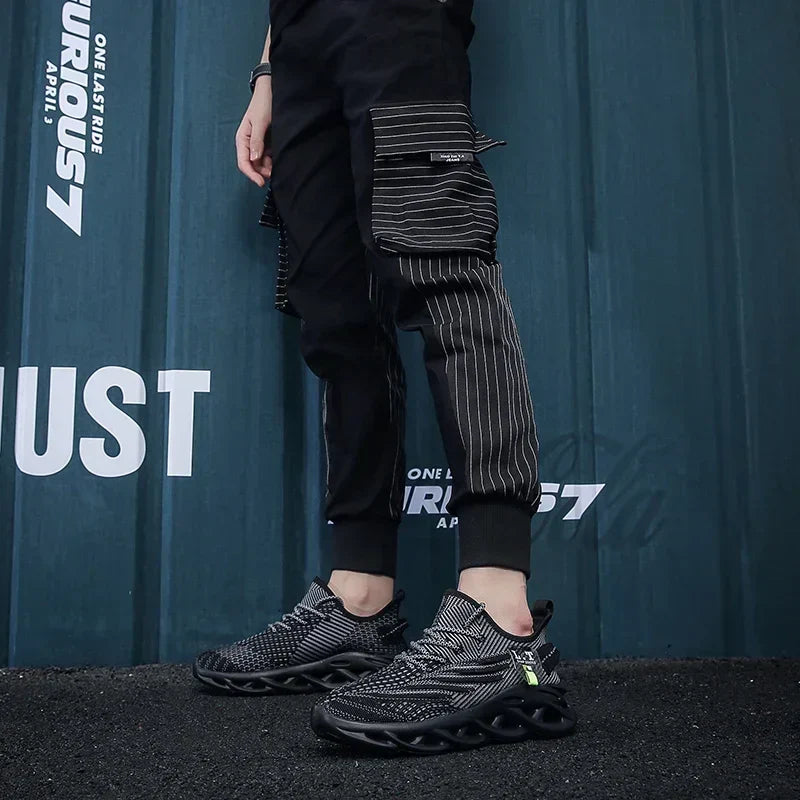 Men Sports Running Black Jogging Shoes Casual Sneakers Outdoor Breathable Mesh Women Light Shock-absorption Sneakers Man