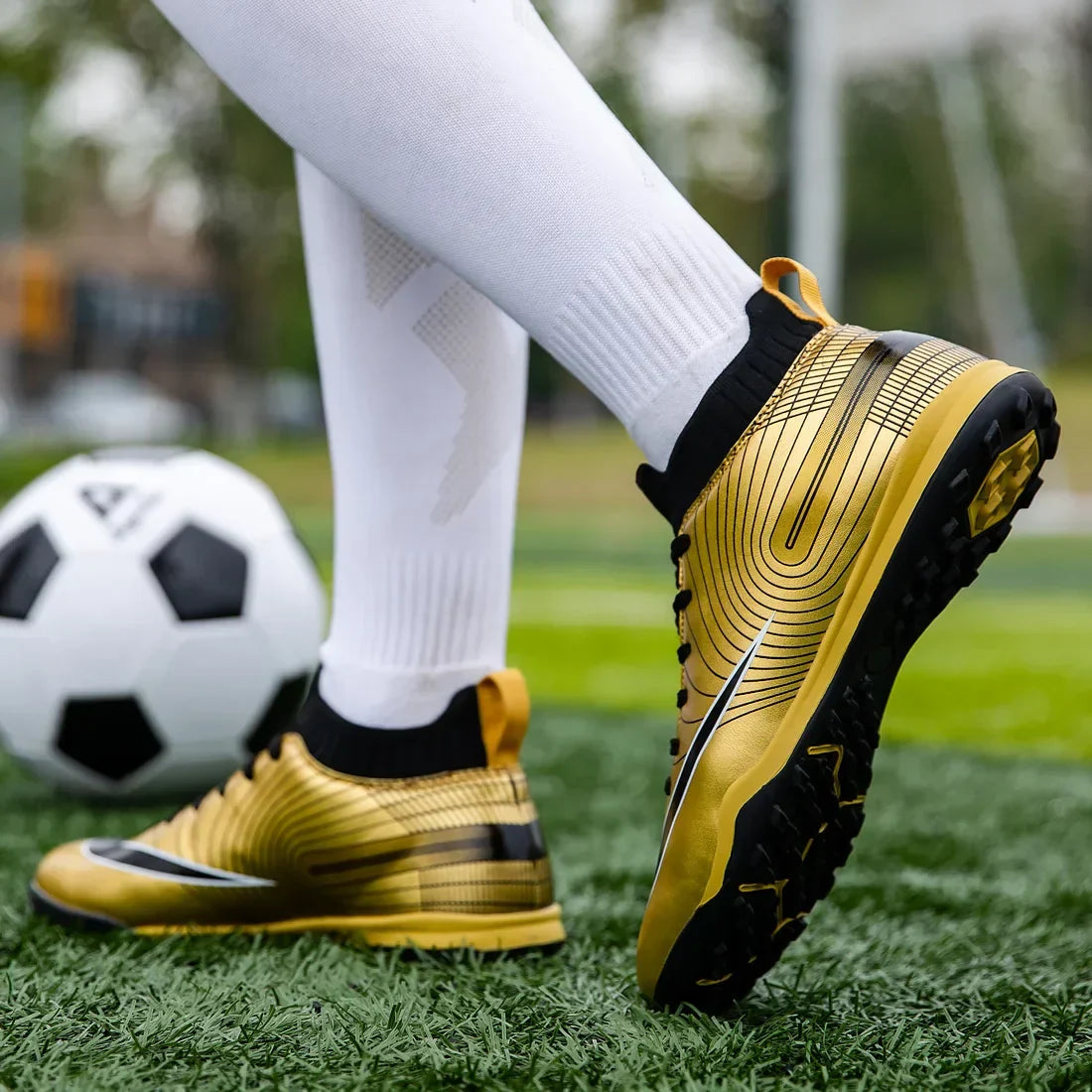 Professional Men Ankle Football Boots Outdoor Grass Cleats Unisex Soccer Shoes Long Spikes Tf Football Shoes Chuteira Society