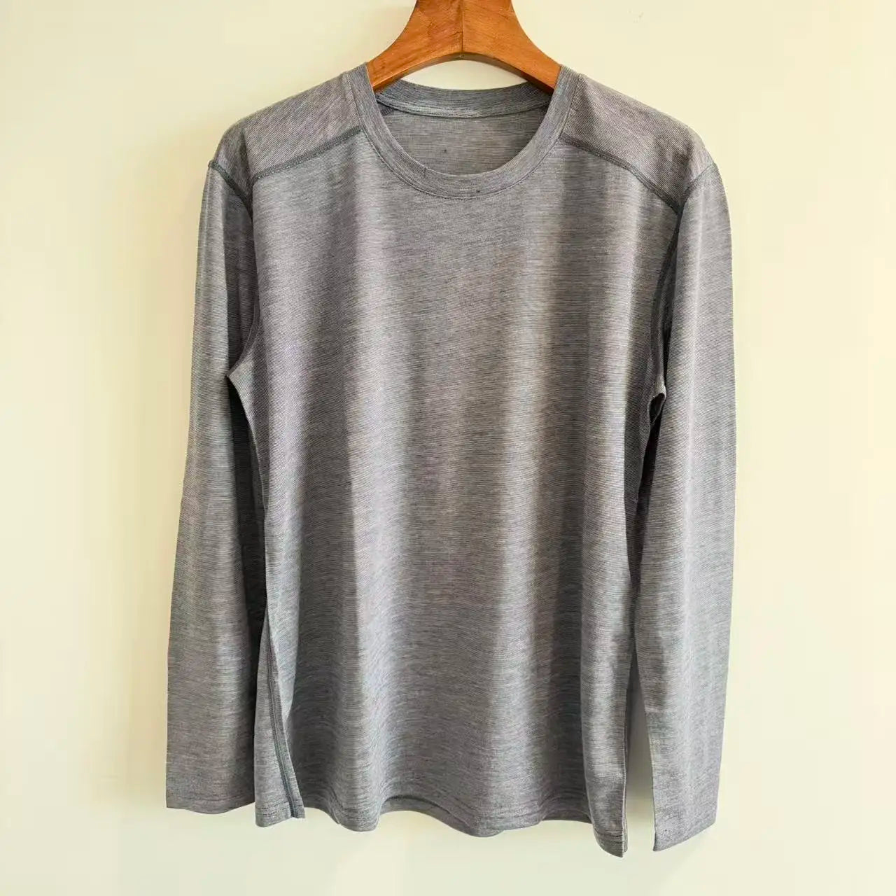 100% Merino Wool men long sleeve T Shirt Thermal Base Laye Wool Shirt 200gsm Wicking Breathable Anti-Odor