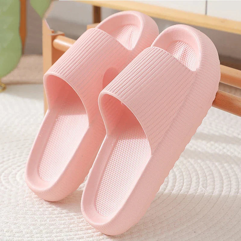 Summer Thick Sole Slippers Men Sandals Indoor Casual Slippers Outdoor Breathable Sandals Non-slip Bathroom Men's Shoes