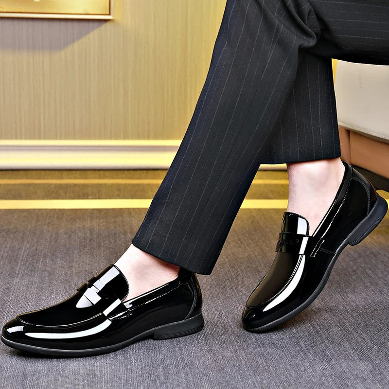 New Summer Men's Casual Shoes Breathable Walking Shoes Fashion Male Loafers Outdoor Non-slip Business Footwear Man Slip on Flats
