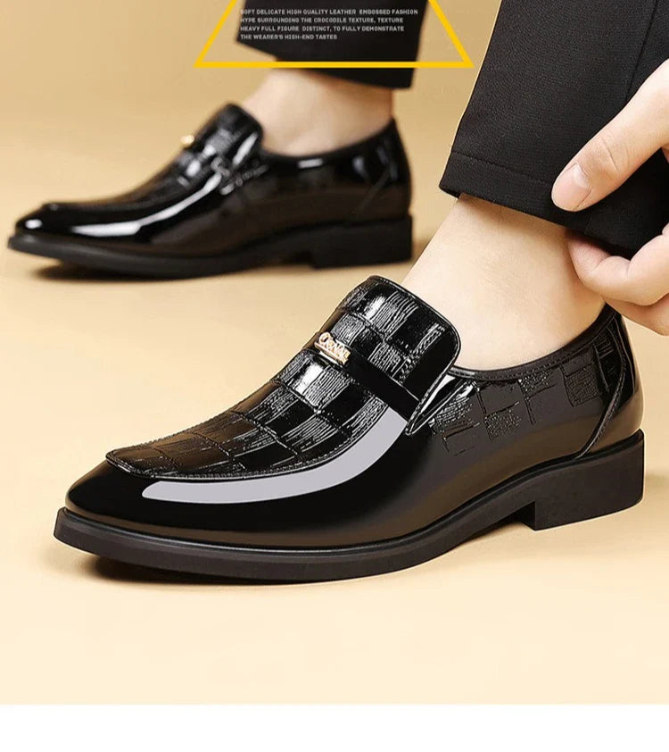 Spring New Men's Business Formal Leather Shoes Solid Color Fashion Casual Shoes Male British Pointed Toe Dress Shoe Man