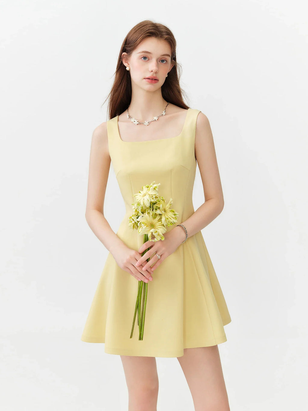 Women's 2026 Summer New Arrival French Style U-Neck Sleeveless Dress Waist-Tight Slim A-Line Flared Midi Dress Short Skirts