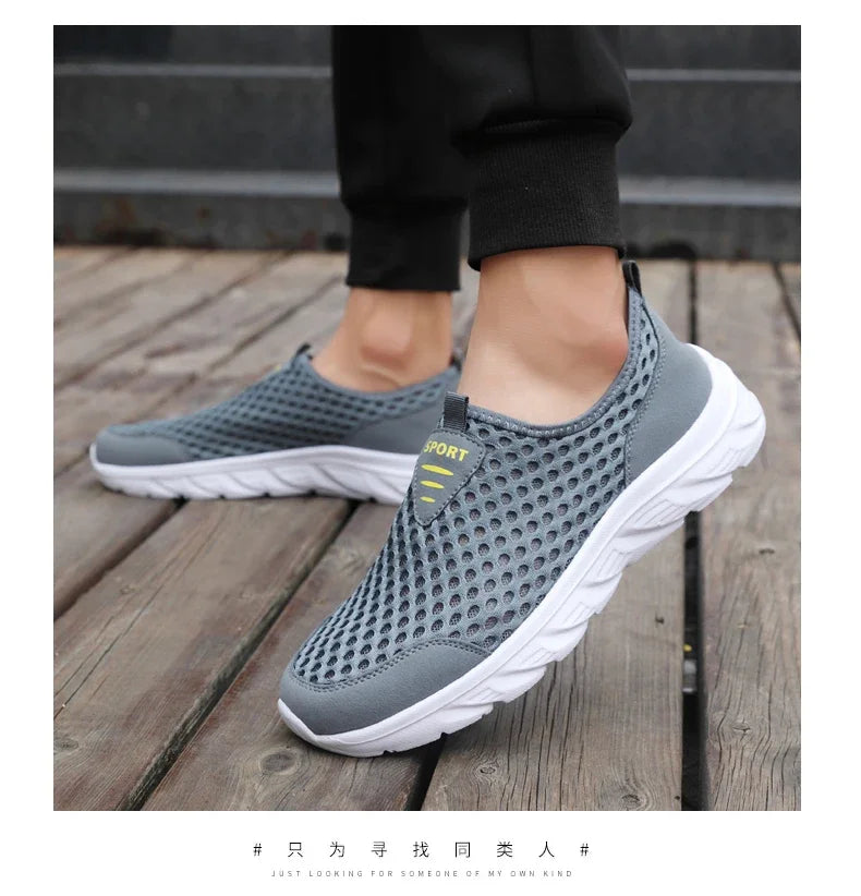 Lightweight Men Casual Shoes Breathable Slip on Male Casual Sneakers Anti-slip Men's Flats Outdoor Walking Shoes Size 39-46