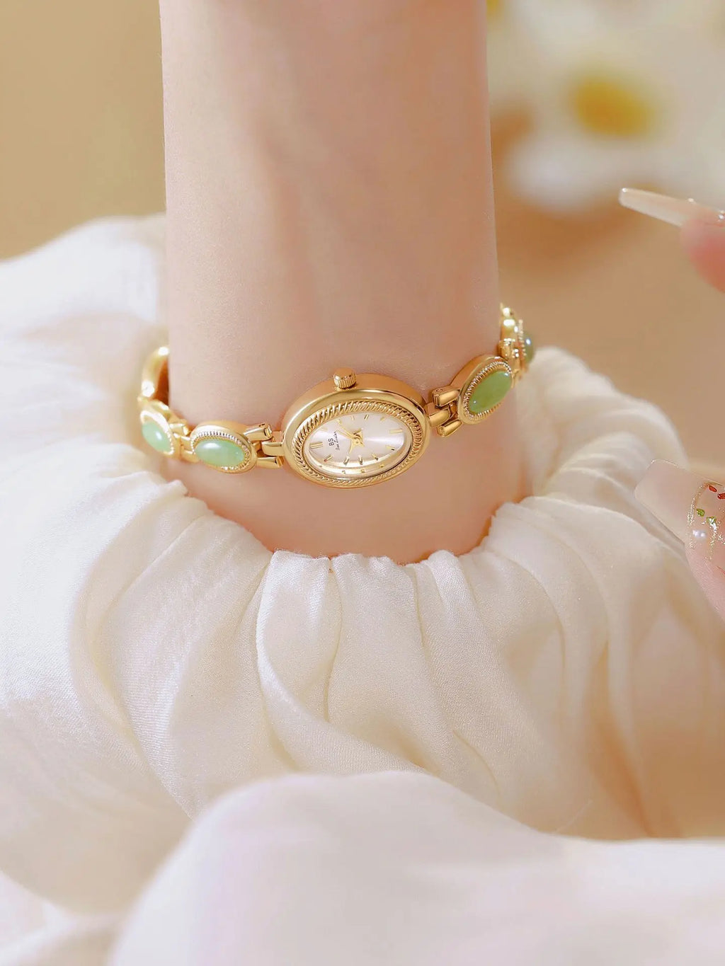 Women's Watch Ladies Bracelet Luxury Brand Waterproof Retro Natural Dongling Stone Hotan Jade Advanced Chain Watches Gift