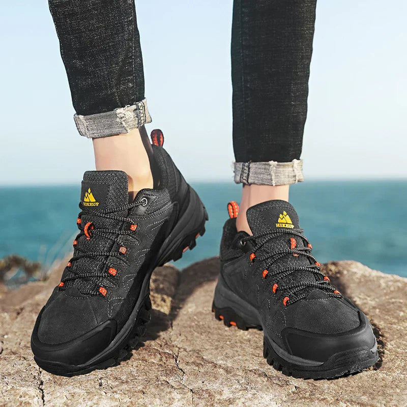 Leather Men Shoes for Men's Casual Shoes Fashion Waterproof Winter Luxury Designer Brand Work Boots Man Non-slip Sneakers