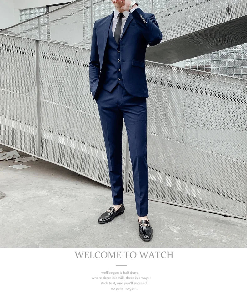 Suit Men's (Blazer+ Vest + Pants) 2025 Business Gentleman Fashionable and Fitted Casual Work Solid-color Wedding Best Man Suit