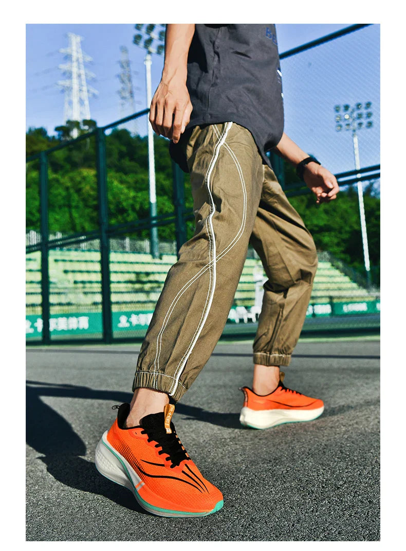 Fashion men's and women's sports running shoes casual breathable mesh surface carbon plate support wear-resistant rubber outsole