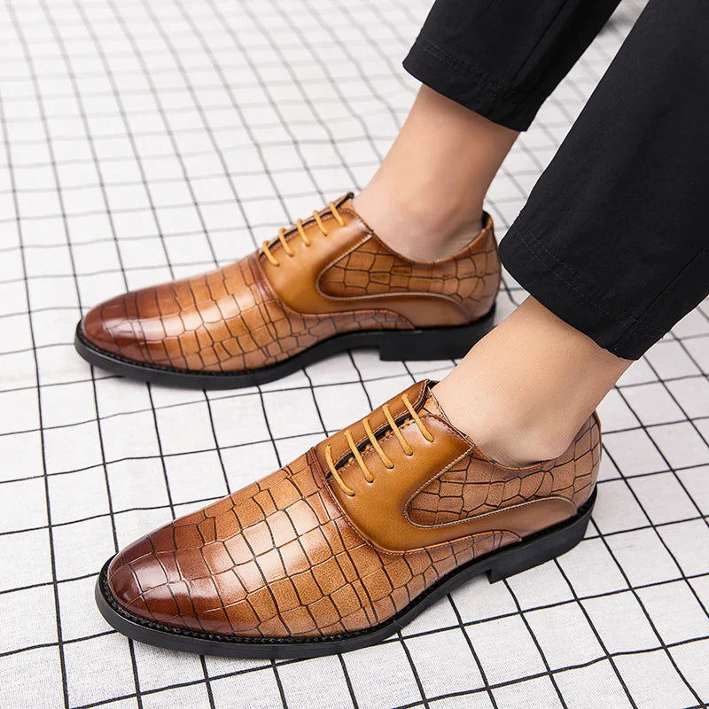 Spring Italian high-quality Blue Leather Shoes for Men men leather shoes Wedding Dress Shoes Patent mens loafers Big size:38-48