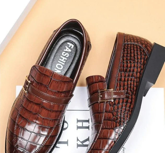 Dark Brown Pointed Toe Social Shoe for Men New Low Price Leather Casual Gentleman Luxury Designer Elegant Office Dress Shoes Man