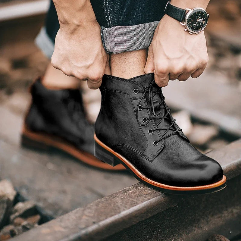 Men Comfortable Platform Motorcycle Booties New Casual High-top Shoes Retro Men Boots Solid Color Lace Up Ankle Boots Men