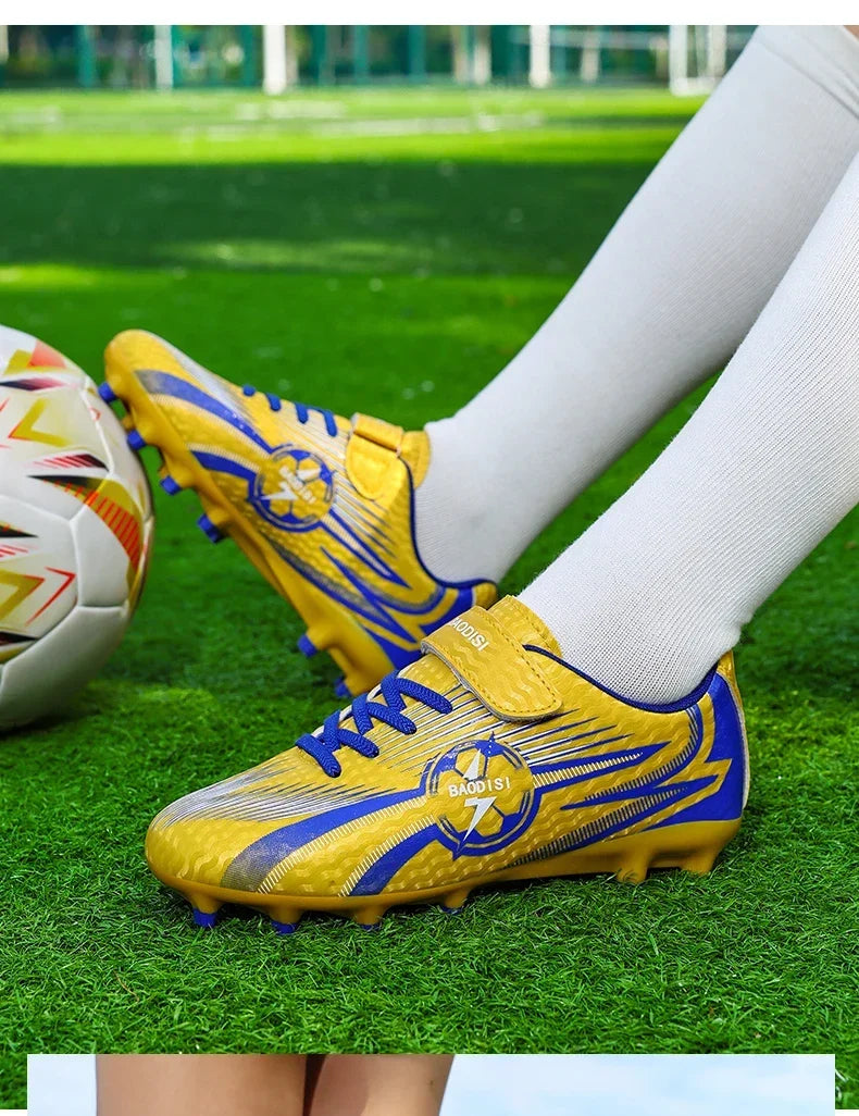 Kids Football Shoes Turf Soccer Cleats Non Slip Lightweight Training Sneakers Indoor Outdoor Futsal Boots Breathable Boys Girls