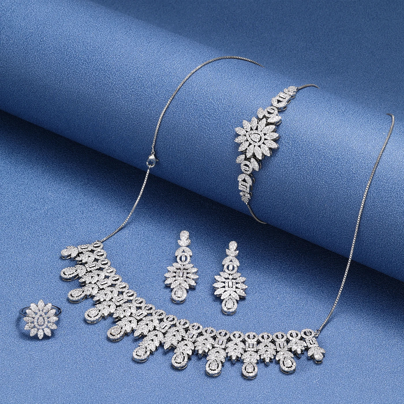 2025 Hot Sale Bridal Wedding Jewelry Sets for Women 4 Pieces Wedding Party Zirconia Necklace Bracelet with Adjustable Chain