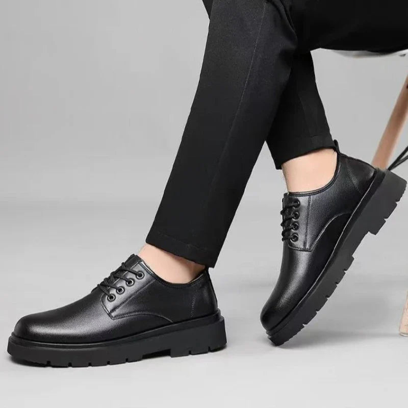 2026 Men's Leather Shoes Breathable Perforated Odor Free Business British Style Office Soft Sole Wear Resistant Casual Footwear