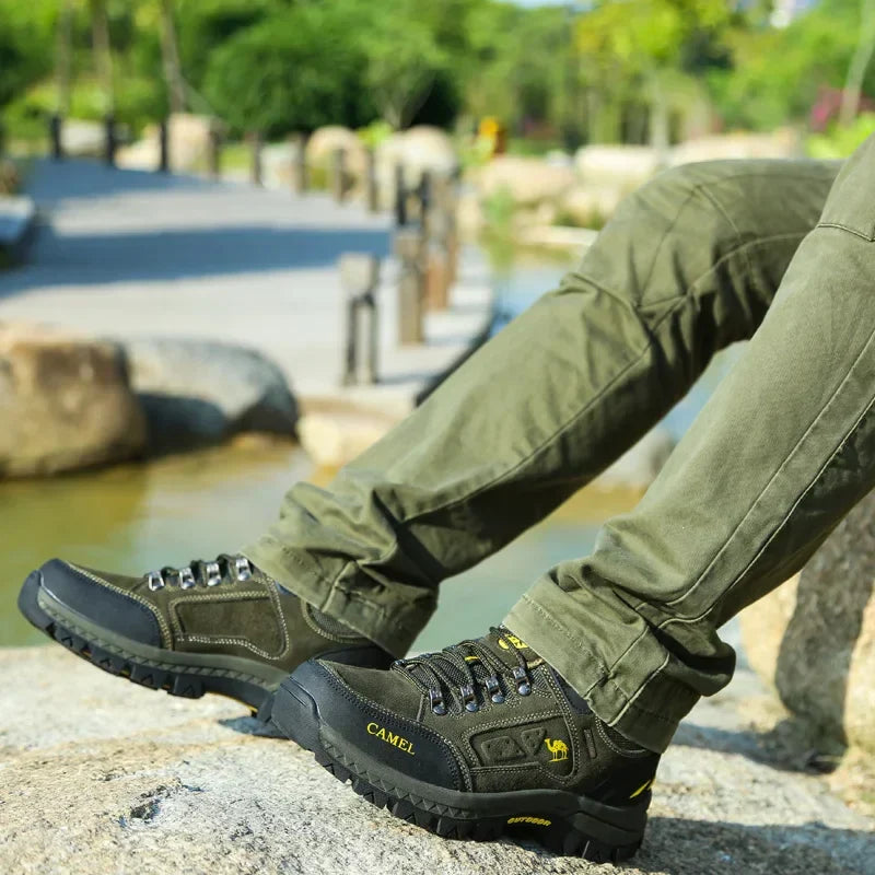 Suede Leather Men Hiking Shoes Outdoor Trail Trekking Sneakers Men Non-slip Breathable Climbing Shoes Men Mountain Sports Shoes