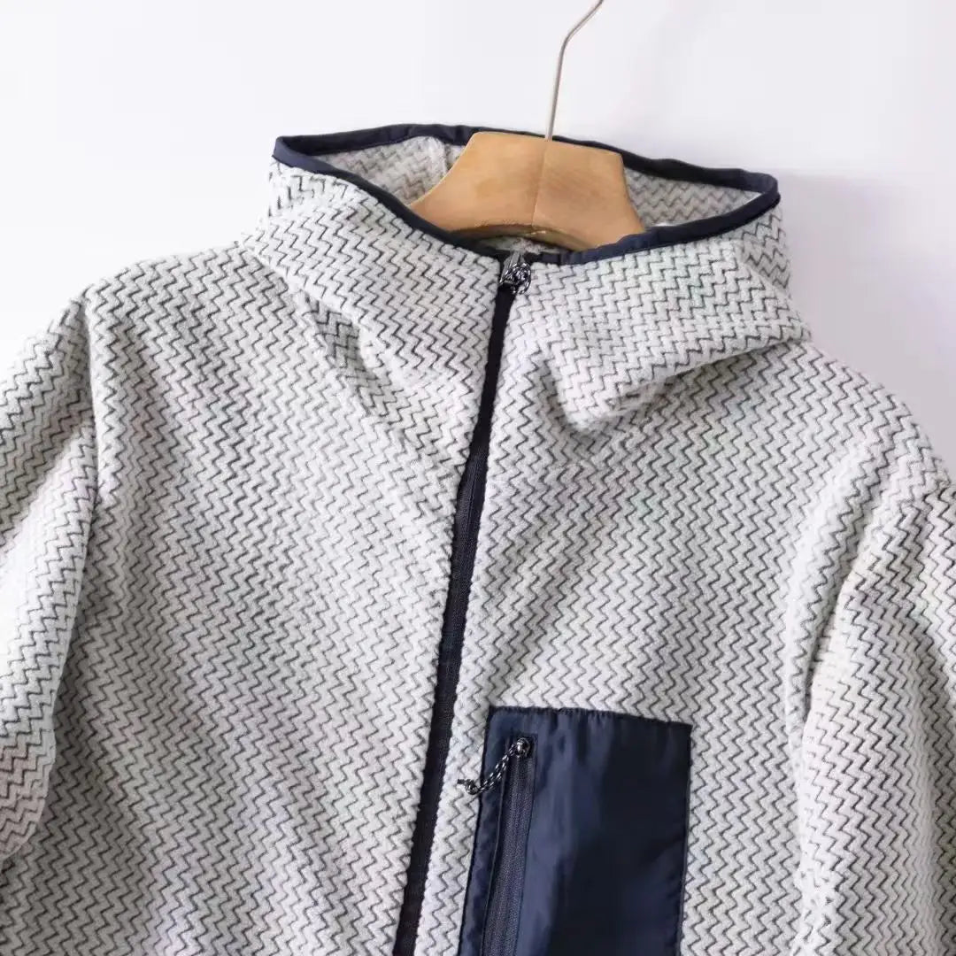 Wave Pattern Fleece Lined Hooded Zip-up Jacket/Sweatshirt: Warm & Outdoor-Ready  Ideal for Couples Hooded Sweatshirt
