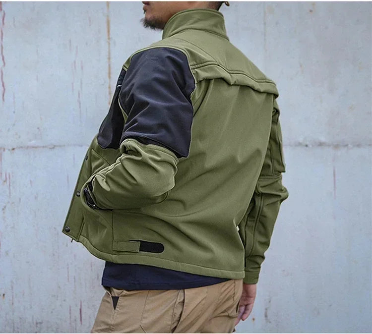 Tactical Shark Men's Soft Shell Jacket Fleece Lined Waterproof Warm Outdoor Combat Coat with Multiple Pockets Windbreaker