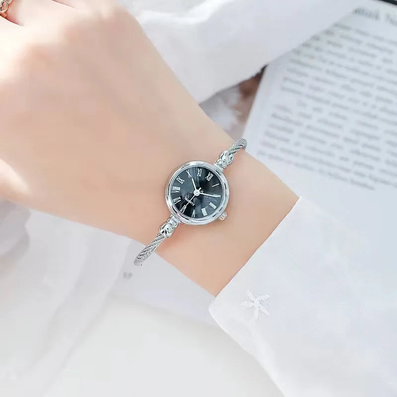 Women Bracelet Watch Retro Gold Bangle Women Watches Stainless Steel Retro Ladies Quartz Wristwatch Clock Dress Watch