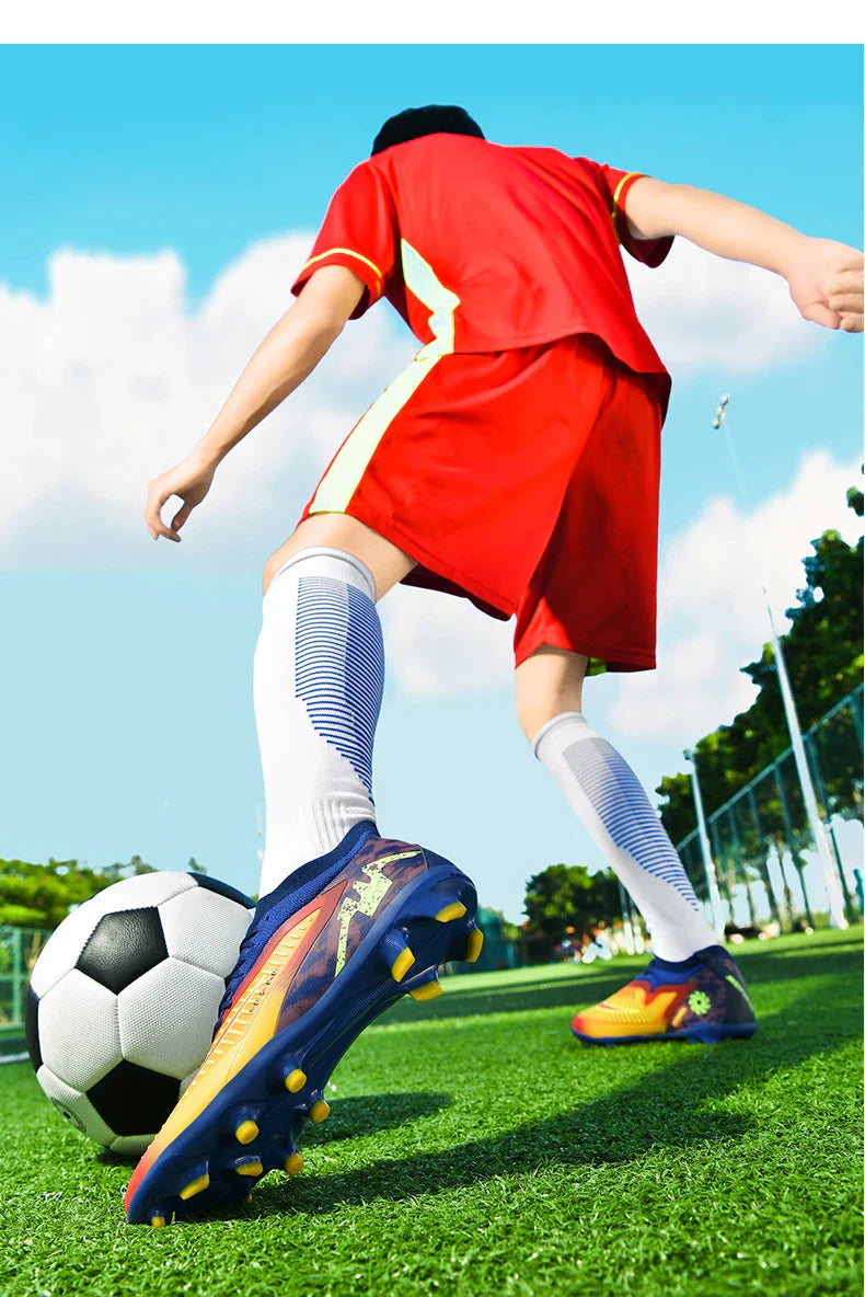 New Men Football Boots Breathable Unisex Ultralight Wholesale Professional Indoor Training Soccer Shoes Futsal Drop Shipping