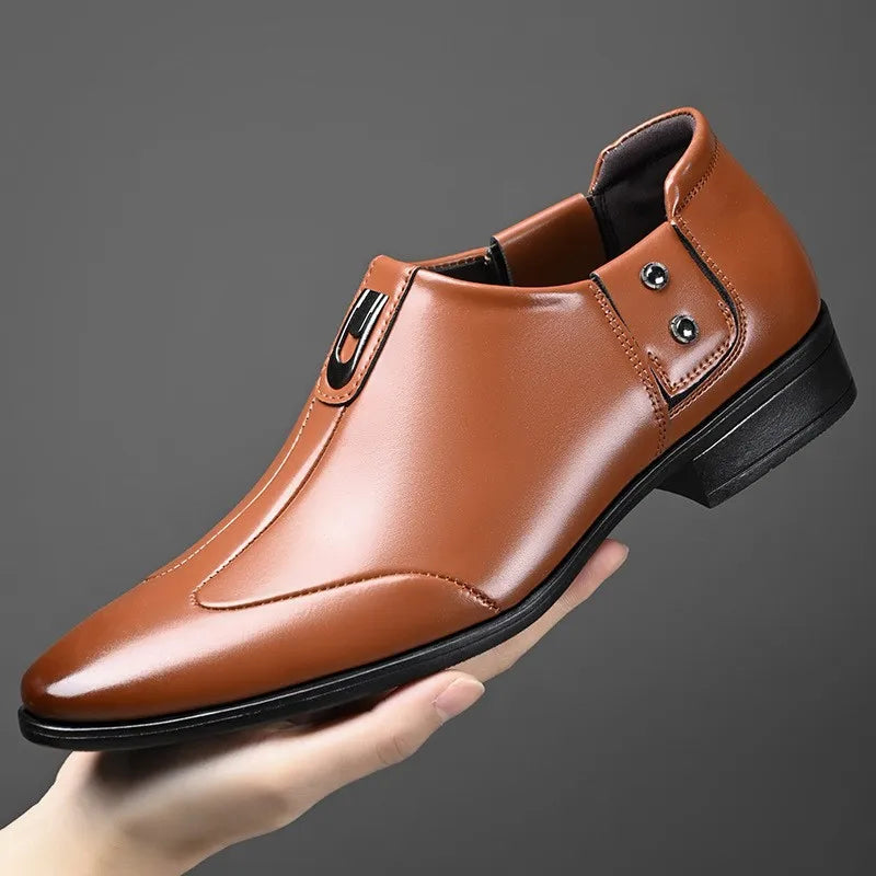 Patent Leather Casual Business Shoes for Men Solid Color Fashion Leather Shoes Male Spring Autumn New Designer Brogue Shoe Man