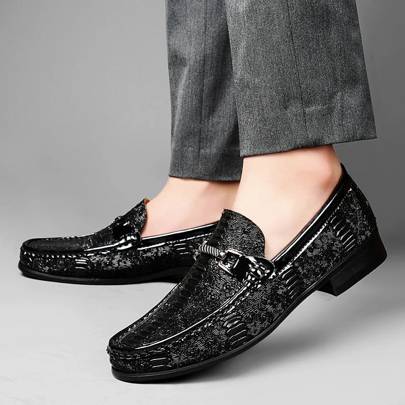 2024 New Arrival Moccasins Genuine Leather Men's Loafers Comfortable Leather Casual Shoes New Fashion Male Office Slip on Shoes