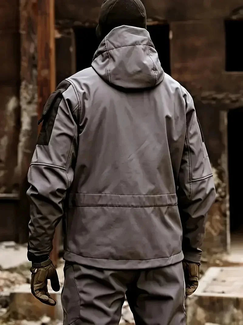 Autumn WinterTactical Jackets Men Cargo Military SoftShell Waterproof Windproof Hooded Jackets Outdoor Functional Multi-pockets