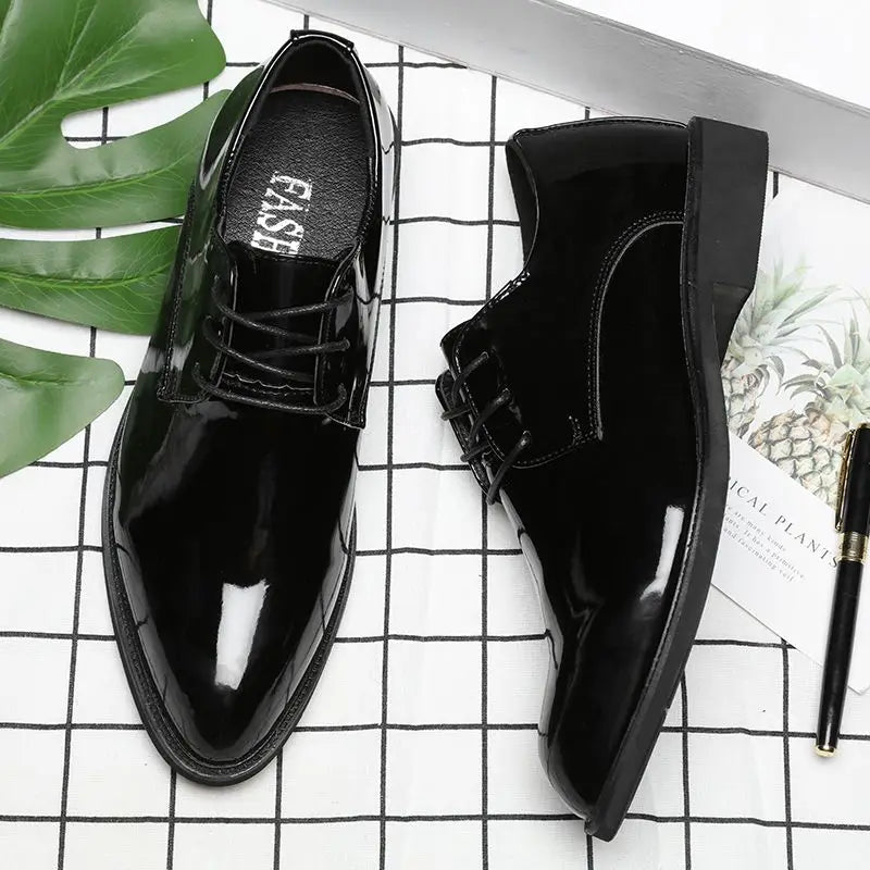 Autumn Winter Bright Upper Business Patent Leather Dress Shoes Man 2025 Trend Elegant Social Shoe for Men and Classic Party 39