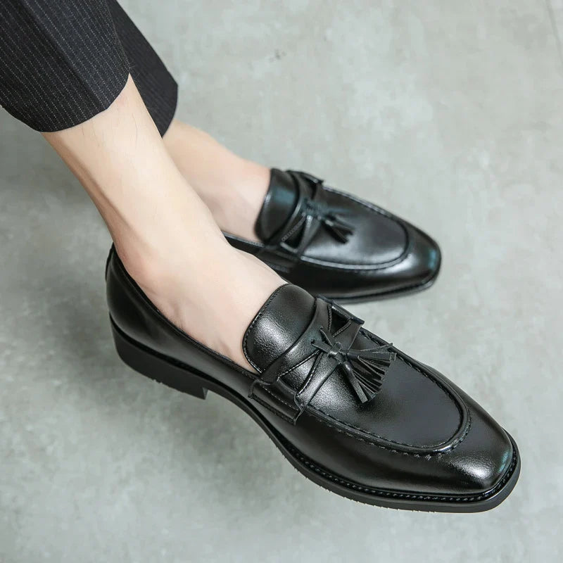 Mens Luxury Tassel Flats Leather Casual Office Designer Brogue Loafers Moccasin Wedding Oxford Footwear Dress Shoes for Men 2022