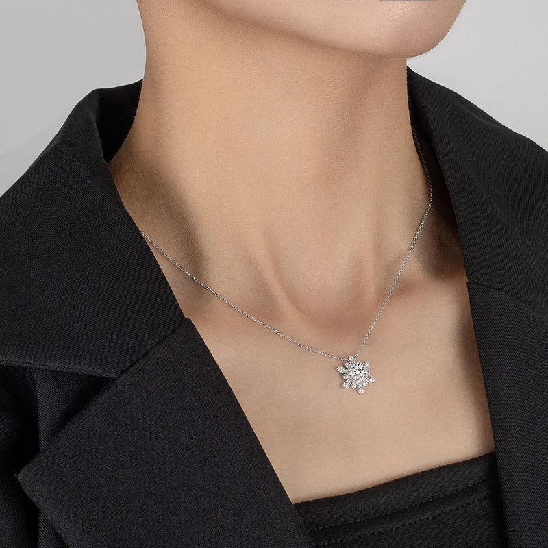 1CT moissanite necklace for women S925 pure silver snowflake design laboratory diamond pendant luxury party jewelry