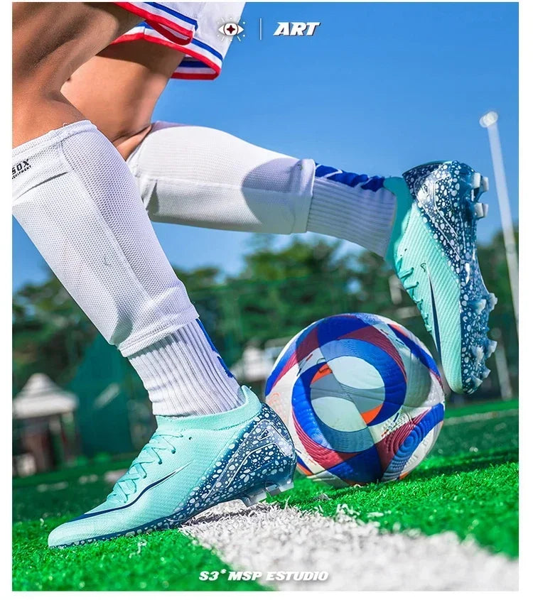 New Men Professional Football Boots Grass Soccer Shoes Outdoor Sport Non-Slip Training Shoes Match Sneakers Ultralight Unisex