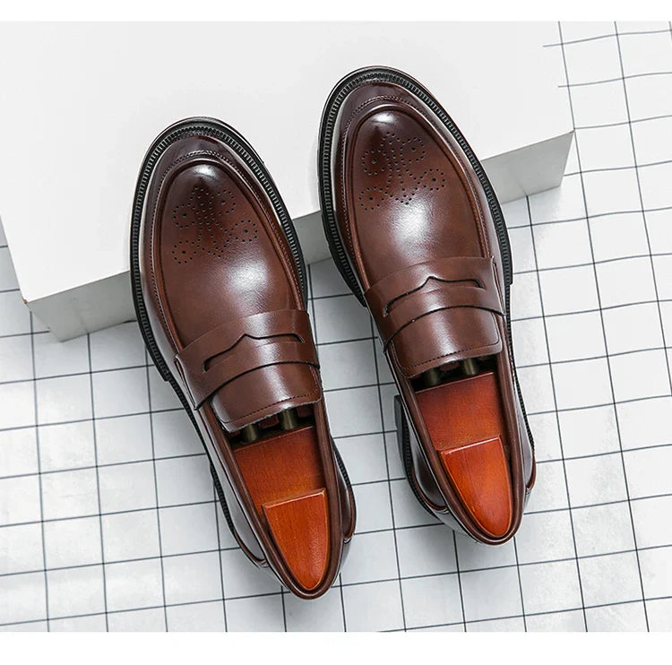 Spring and autumn men's business casual shoes breathable carved leather shoes British fashion platform pointed leather shoes 46