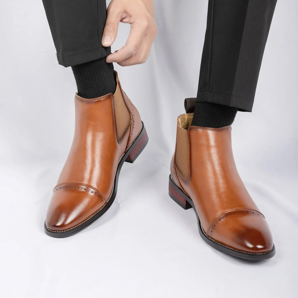 2025 Retro Men's Solid Color Pointed Business  Boot  Comfortable Wedding  Party Shoe Breathable  And  Anti-Slip Ankle Boots