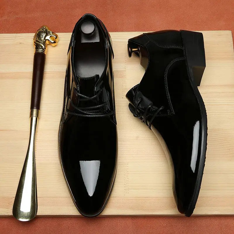 Black Pointed Toe Bright Upper Dress Shoes Man Elegant and Classic Leather Not Casual Office Business 39 Social Shoe for Men