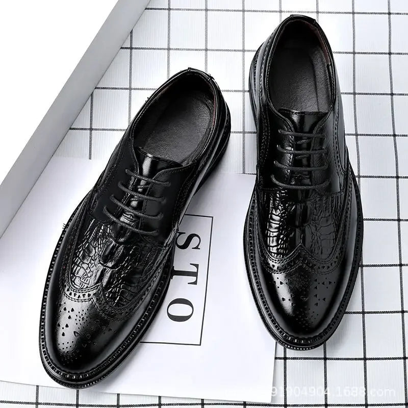 Fashionable Leather Shoes for Men Wedding Groom Formal Business Casual Shoes Comfortable Versatile New Style Rubber Sole