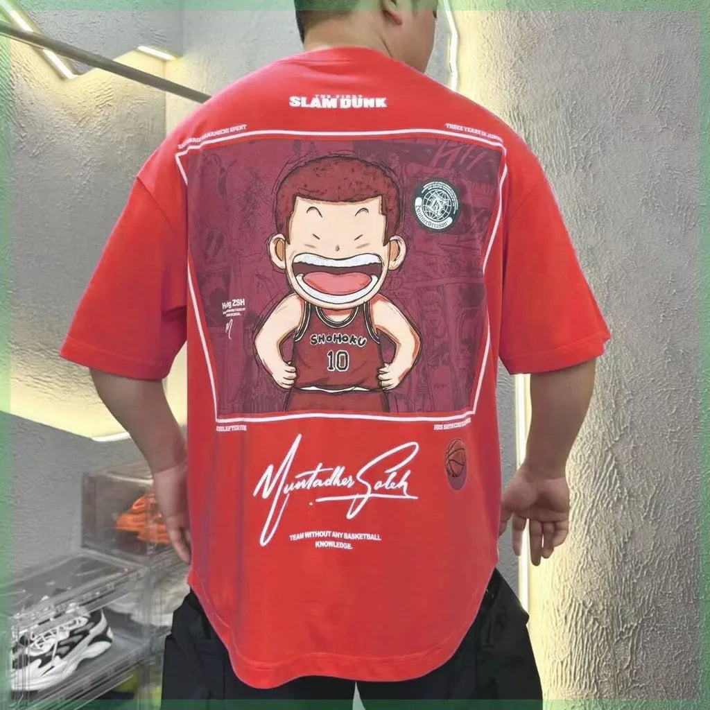 【M-8XL】تي شيرت رجالي كبير الحجم غير رسمي فضفاض مطبوع عليه أنمي ياباني سلام دانك مناسب للرجال والنساء