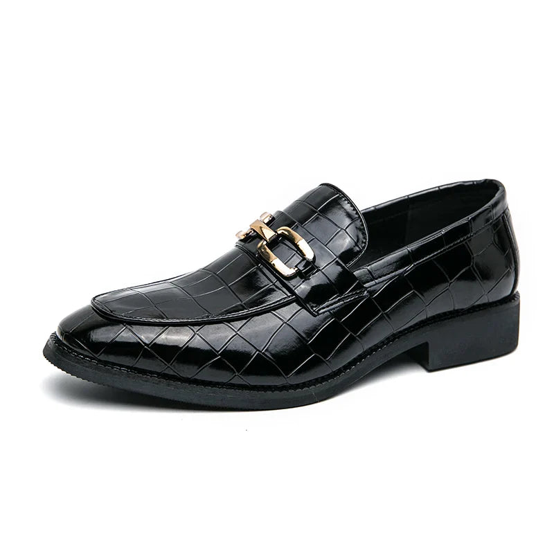 46 plus-size Metal Pressed Floral Loafers 2024 new merchant leather shoes men's casual pressed plaid leather pointy